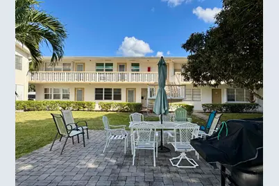 148 Bedford F, West Palm Beach, FL 33417 - Photo 1