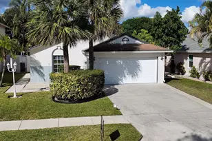 6196 Azalea Cir, West Palm Beach, FL 33415 - Photo 1