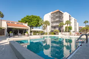 2550 Presidential Way, West Palm Beach, FL 33401 - Photo 21