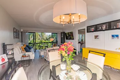 2550 Presidential Way #302, West Palm Beach, FL 33401 - Photo 5