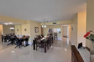 2660 Carambola Cir N, Coconut Creek, FL 33066 - Photo 35