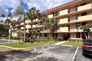 2660 Carambola Cir N, Coconut Creek, FL 33066 - Photo 3