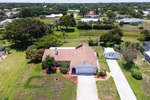 3034 SE Dalhart Rd, Port Saint Lucie, FL 34952 - Photo 1