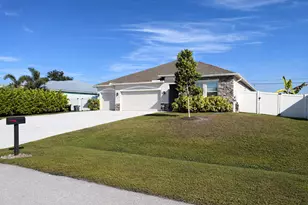 4625 SW Masefield St, Port Saint Lucie, FL 34953 - Photo 3