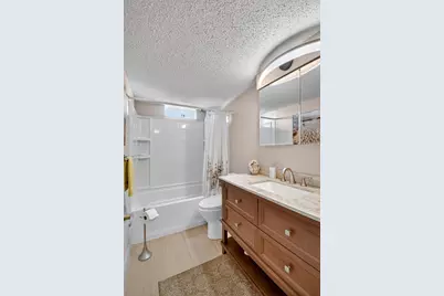 2400 NE 1st Lane #102, Boynton Beach, FL 33435 - Photo 27