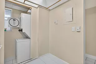 7820 S Colony Cir, Tamarac, FL 33321 - Photo 5