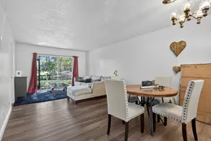 7820 S Colony Cir, Tamarac, FL 33321 - Photo 11