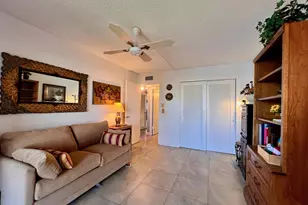 303 Wellington C, West Palm Beach, FL 33417 - Photo 9