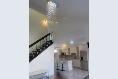 9056 Green Meadows Way, Palm Beach Gardens, FL 33418 - Photo 7