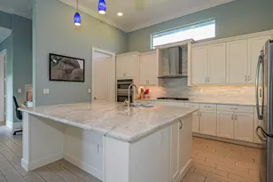 395 SW Sapphire Way SW, Vero Beach, FL 32968 - Photo 11