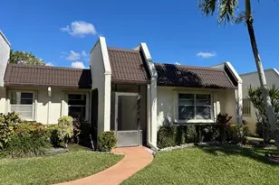 109 Lake Susan Dr, West Palm Beach, FL 33411 - Photo 1