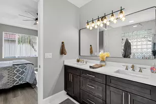 8070 Bellafiore Way, Boynton Beach, FL 33472 - Photo 17