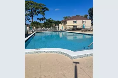 312 Knotty Pine Circle #B2, Greenacres, FL 33463 - Photo 17