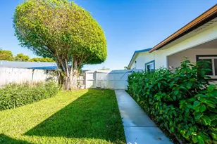 10339 Daphne Ave, Palm Beach Gardens, FL 33410 - Photo 41