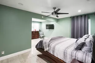 124 Davis Rd, Palm Springs, FL 33461 - Photo 29