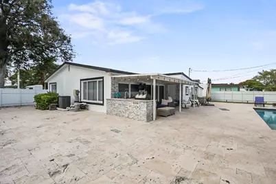 124 Davis Road, Palm Springs, FL 33461 - Photo 9
