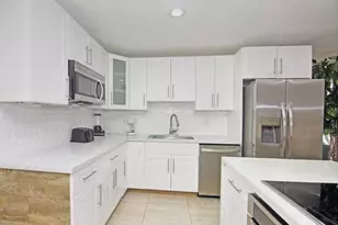 124 Davis Rd, Palm Springs, FL 33461 - Photo 5