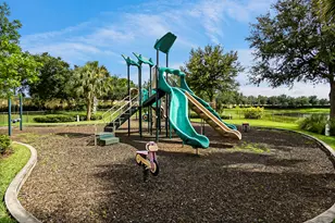 9009 Houndslake Ct, Port Saint Lucie, FL 34986 - Photo 41