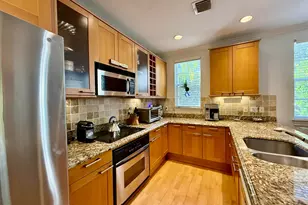 349 E Mallory Cir, Delray Beach, FL 33483 - Photo 5