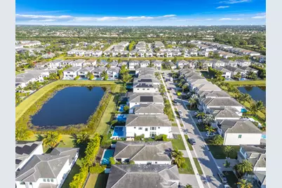 8281 Oceanus Drive, Boca Raton, FL 33496 - Photo 11