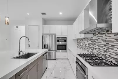 8281 Oceanus Drive, Boca Raton, FL 33496 - Photo 43