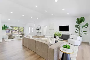 4431 NW 109th Terrace, Coral Springs, FL 33065 - Photo 5