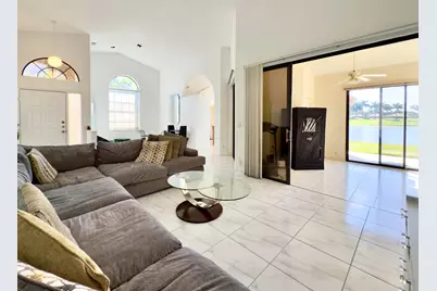 8491 Heather Place, Boynton Beach, FL 33472 - Photo 7