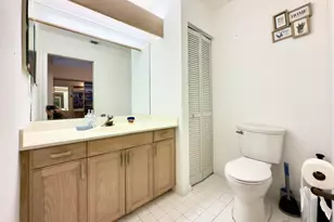 8491 Heather Pl, Boynton Beach, FL 33472 - Photo 19