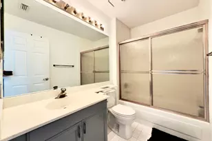 8491 Heather Pl, Boynton Beach, FL 33472 - Photo 23