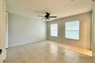 170 Amherst Ln, Lake Worth, FL 33467 - Photo 11