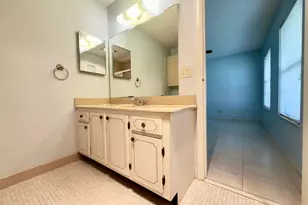 170 Amherst Ln, Lake Worth, FL 33467 - Photo 15