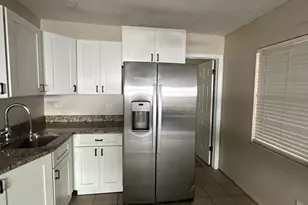 7904 Hibiscus Rd, Fort Pierce, FL 34951 - Photo 17