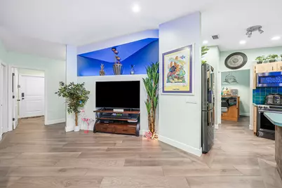 74 W Palmetto Road, Lake Worth, FL 33467 - Photo 5