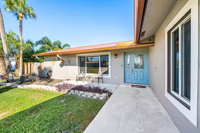 74 W Palmetto Road, Lake Worth, FL 33467 - Photo 3