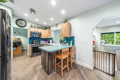 74 W Palmetto Road, Lake Worth, FL 33467 - Photo 17