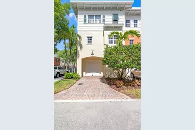 621 SW 2nd Drive #621, Pompano Beach, FL 33060 - Photo 9