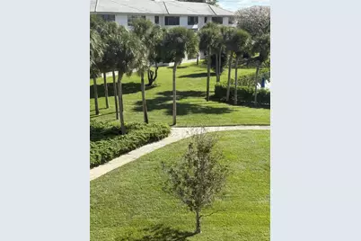 3710 Whitehall Drive #401, West Palm Beach, FL 33401 - Photo 3