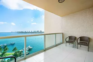 2650 Lake Shore Dr, Riviera Beach, FL 33404 - Photo 3