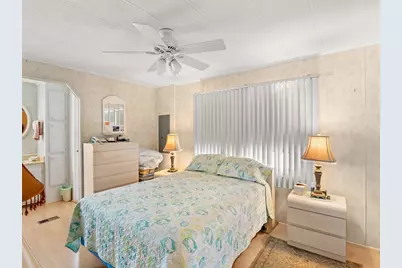 236 NE Sunshine Lane, Jensen Beach, FL 34957 - Photo 13