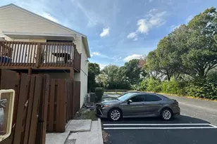 637 Executive Center Dr N, West Palm Beach, FL 33401 - Photo 11