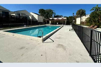 637 Executive Center Drive N #203, West Palm Beach, FL 33401 - Photo 33