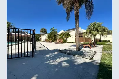 637 Executive Center Drive N #203, West Palm Beach, FL 33401 - Photo 33
