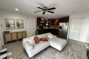 637 Executive Center Dr N, West Palm Beach, FL 33401 - Photo 19