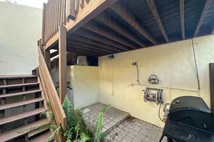 637 Executive Center Dr N, West Palm Beach, FL 33401 - Photo 9