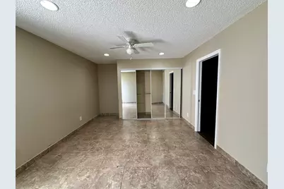 637 Executive Center Drive N #203, West Palm Beach, FL 33401 - Photo 29