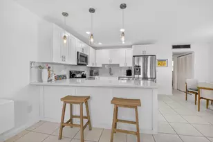 154 Valencia G, Delray Beach, FL 33446 - Photo 3