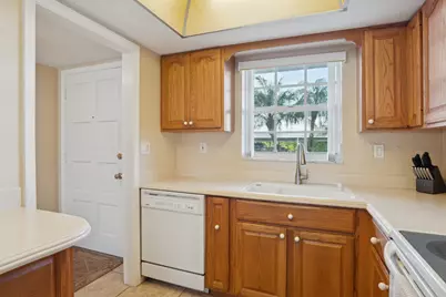 157 Atlantis Boulevard #104, Atlantis, FL 33462 - Photo 9