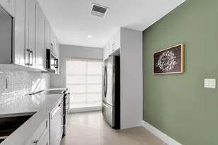 13602 Via Flora, Delray Beach, FL 33484 - Photo 9