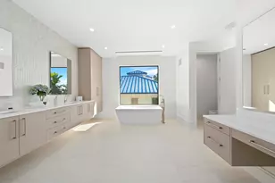 2880 NE 9th St, Pompano Beach, FL 33062 - Photo 51