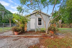 1831 Juno Rd, North Palm Beach, FL 33408 - Photo 25